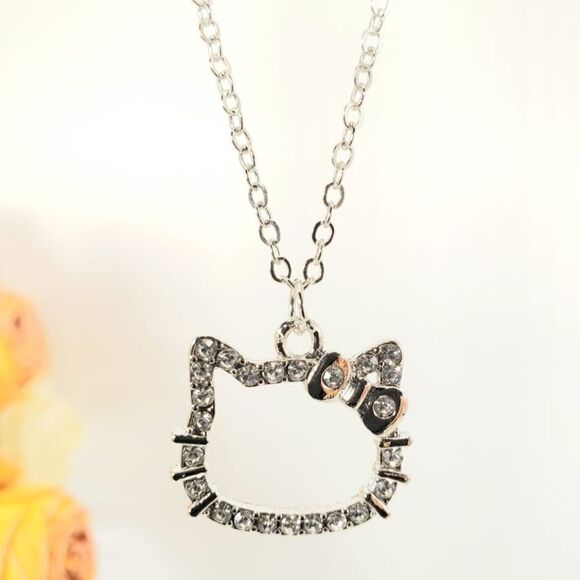 Brand New Silver Rhinestone Hello Kitty Necklace - Picture 1 of 7